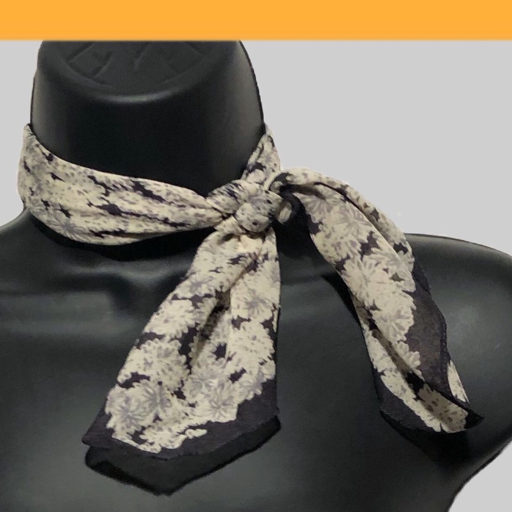 Vintage “Chrysanthemum” Silk Neck Scarf